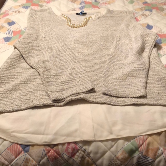 Top - Picture 2 of 2